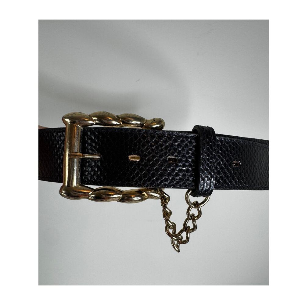 Vintage Made in US Black Alligator embossed belt size 26 mob wife lux y2k